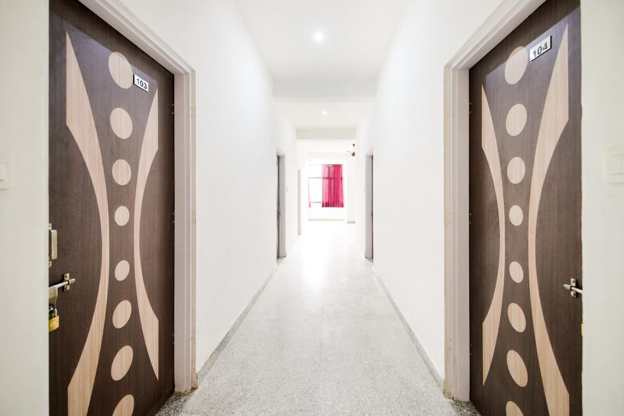 Hotel O Ganesham Джайпур Екстериор снимка