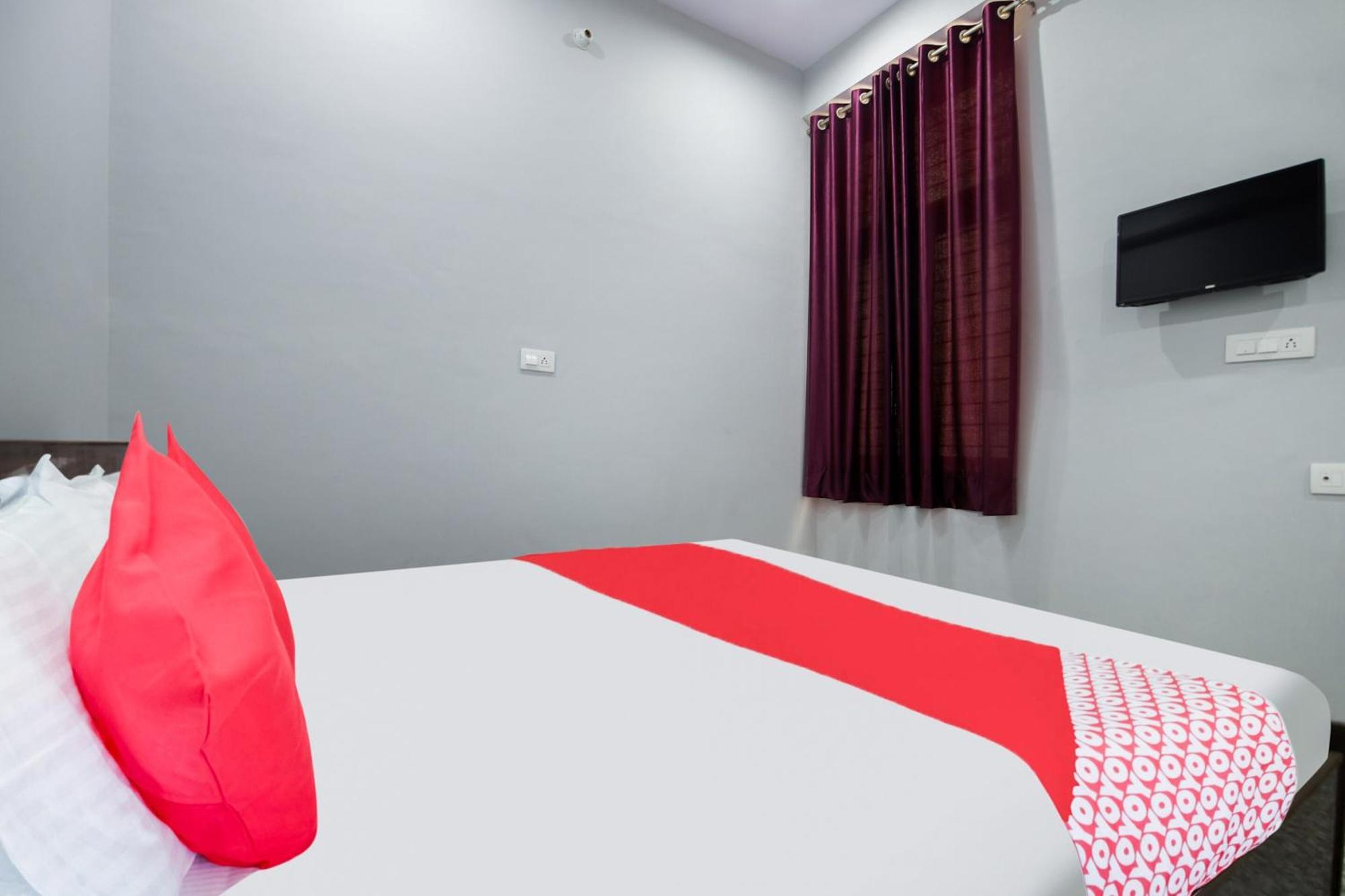 Hotel O Ganesham Джайпур Екстериор снимка